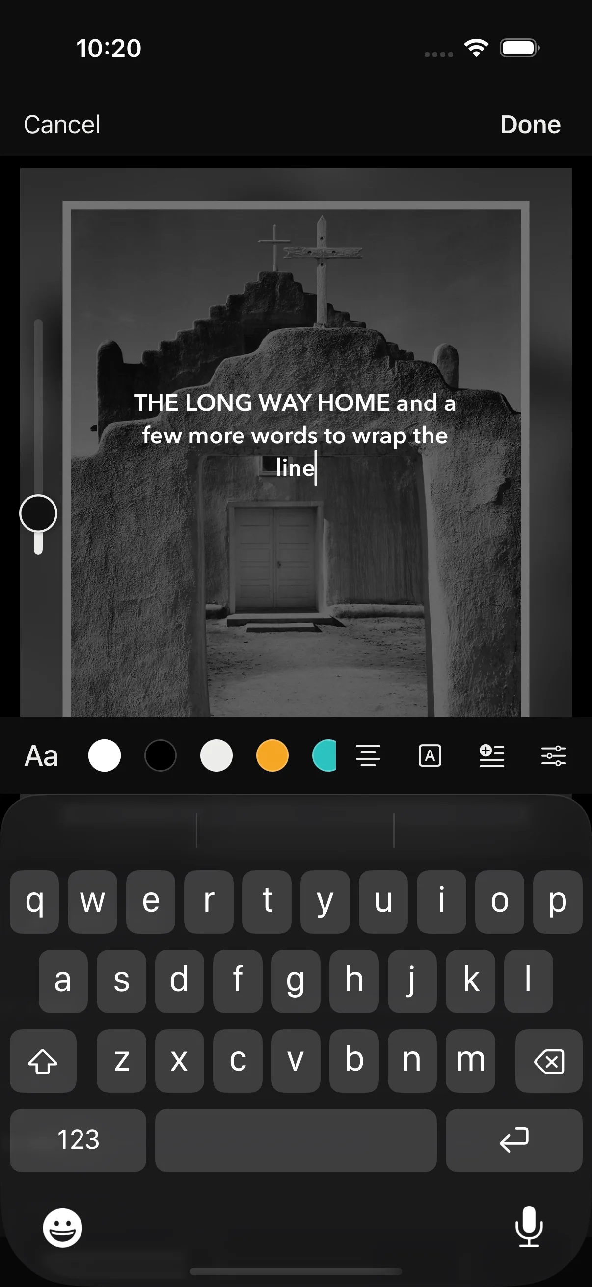 Writing text over a photo in Decks, with the field above the keyboard, a format bar, and a size slider on the left edge